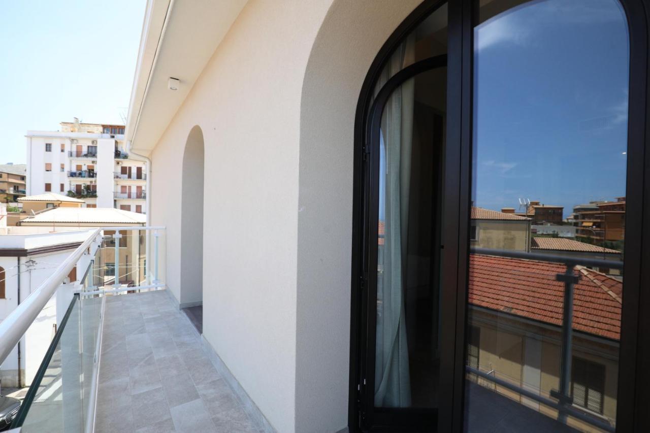 Solmaris Tropea Rooms & Suites エクステリア 写真